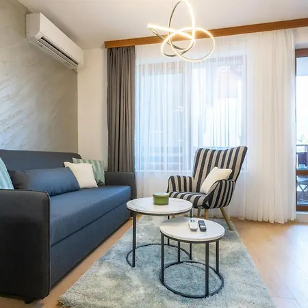 Evergreen 301 - Luxury Near Gondola 班斯科