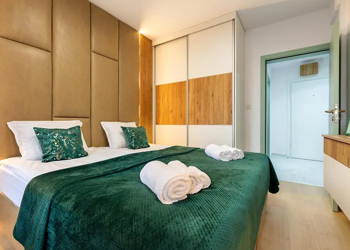 Evergreen 301 - Luxury Near Gondola バンスコ